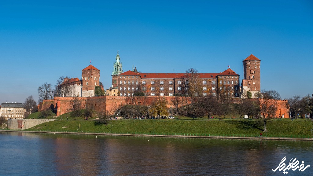 قلعه سلطنتی واول واقع در کراکوف Wawel Royal Castle