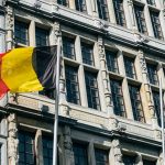 Cover size 2 بررسی روش های اقامت و مهاجرت به بلژیک