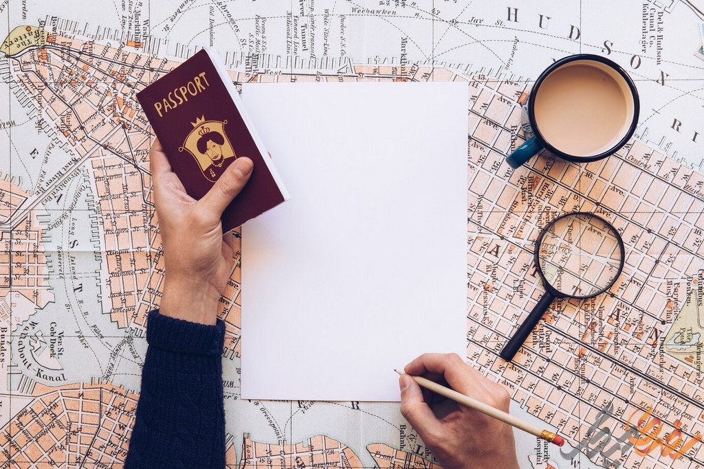 هنگام درخواست ویزای مجارستان ، فهرستی از مدارک لازم است که باید ارائه دهید. این مدارک می‌تواند شامل گذرنامه معتبر با حداقل ۳ ماه اعتبار پس از تاریخ پایان برنامه‌ریزی شده سفر، عکس‌های پاسپورتی مرتبط، بیمه سفر، رزرو هتل و یا دعوت‌نامه از یک ساکن مجارستان، بلیط برگشت و مدارک نشان‌دهنده تمکن مالی کافی باشد.