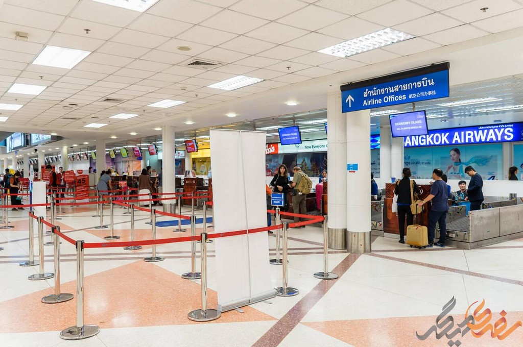 فرودگاه بین‌المللی چیانگ مای با داشتن فری شاپ‌های متنوع، فرصتی برای خرید بدون مالیات به مسافران عرضه می‌کند.