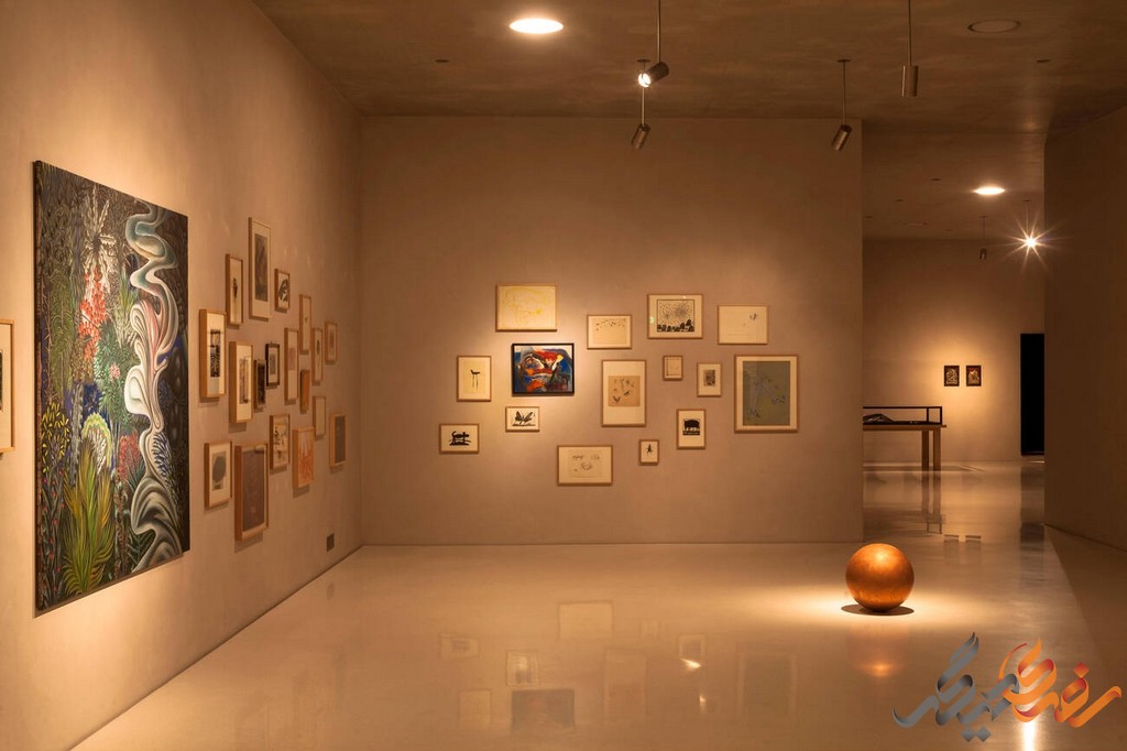 موزه کولومبا Kolumba در خود گنجینه‌ای از آثار هنری را جای داده است.