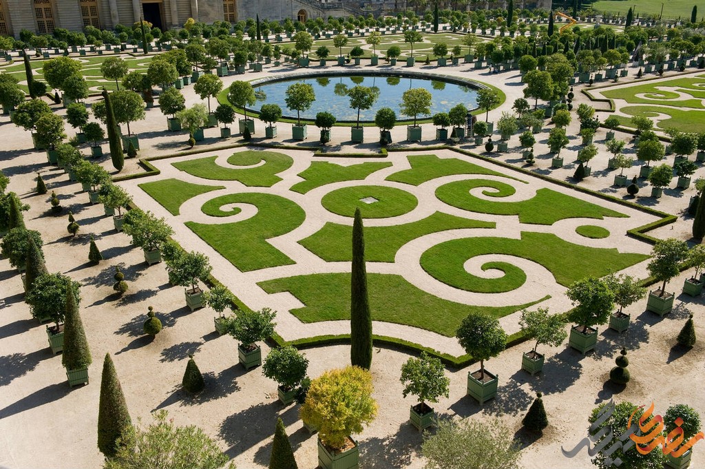 کاخ ورسای، این شاهکار معماری، معرف عظمت و شکوه سلطنتی کشور فرانسه است
