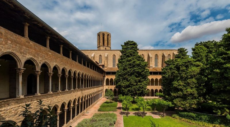 صومعه پدرالبس : یکی از قدیمی ترین مکان های مذهبی در بارسلونا