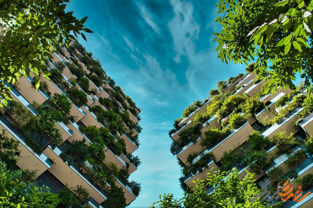  گیاهان و درختان کاشته شده در این برج‌ها، به کاهش آلودگی هوا کمک می‌کنند، میزان دی‌اکسید کربن را کاهش می‌دهند و همزمان به تنظیم دمای هوا کمک می‌کنند