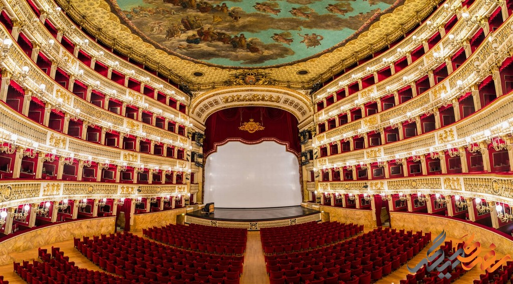 تئاتر سان کارلو ناپل، یکی از مهم ترین و قدیمی ترین سالن های اپرای جهان است که تا کنون بیش از دویست سال از زمان افتتاح آن می گذرد.