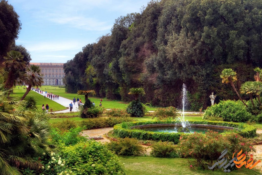 باغ‌های این کاخ یکی از جذاب‌ترین بخش‌های این مجموعه است.