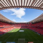 استادیوم سن مامس ، یکی از زیباترین نمادهای ورزشی اسپانیا، آشنا شوید. از معماری بی‌نظیر و طراحی پیشرفته تا فناوری‌های به کار رفته در آن، همه و همه دست به دست هم داده‌اند