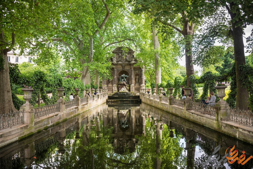 باغ لوکزامبورگ، که به زبان فرانسوی "Jardin du Luxembourg" شناخته می‌شود، یکی از زیباترین و پرطرفدارترین باغ‌های پاریس است