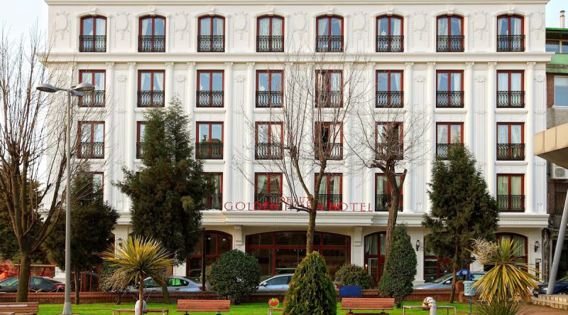 دلوکس گلدن هورن سلطان احمد هتل یکی از هتل های استانبول می باشد که در نزدیکی مسجد آبی واقع شده است.