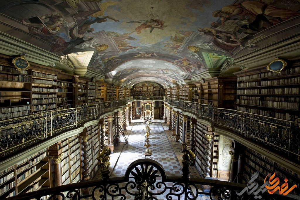 کتابخانه کلمنتیوم پراگ نه تنها به عنوان یکی از ارزشمندترین کتابخانه‌های تاریخی در جهان شناخته می‌شود، بلکه به عنوان یک مرکز فرهنگی و آموزشی نیز اهمیت دارد. 