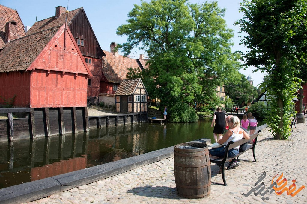 ادنسه شهری زیبا و قدیمی در قلب دانمارک است که برای محله های قدیمی و تاریخی خود مشهور است.