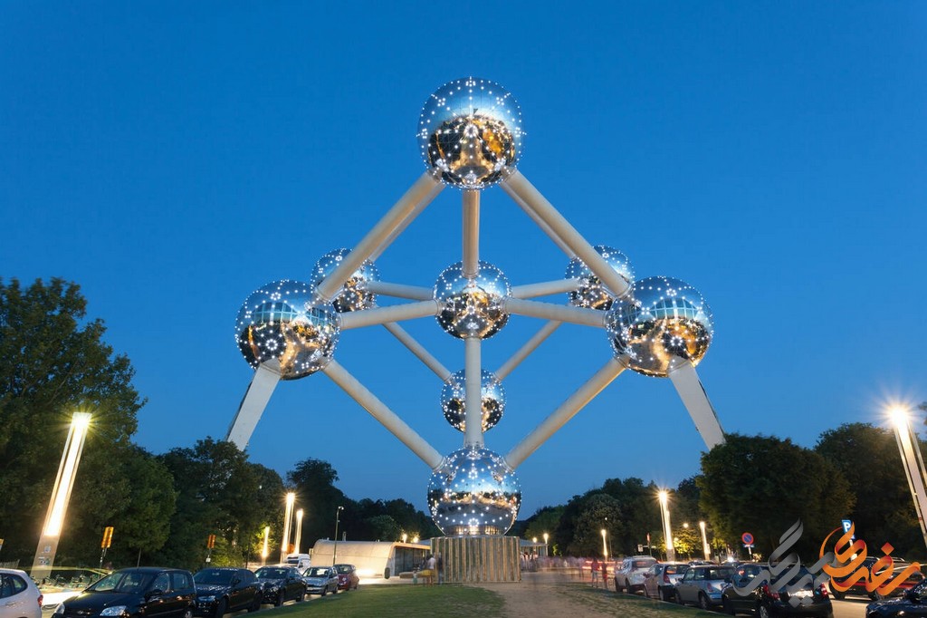 بنای اتمیوم بروکسل یکی از نمادهای اصلی پایتخت کشور بلژیک است که به مناسبت نمایشگاه جهانی 1958 ساخته شد. 