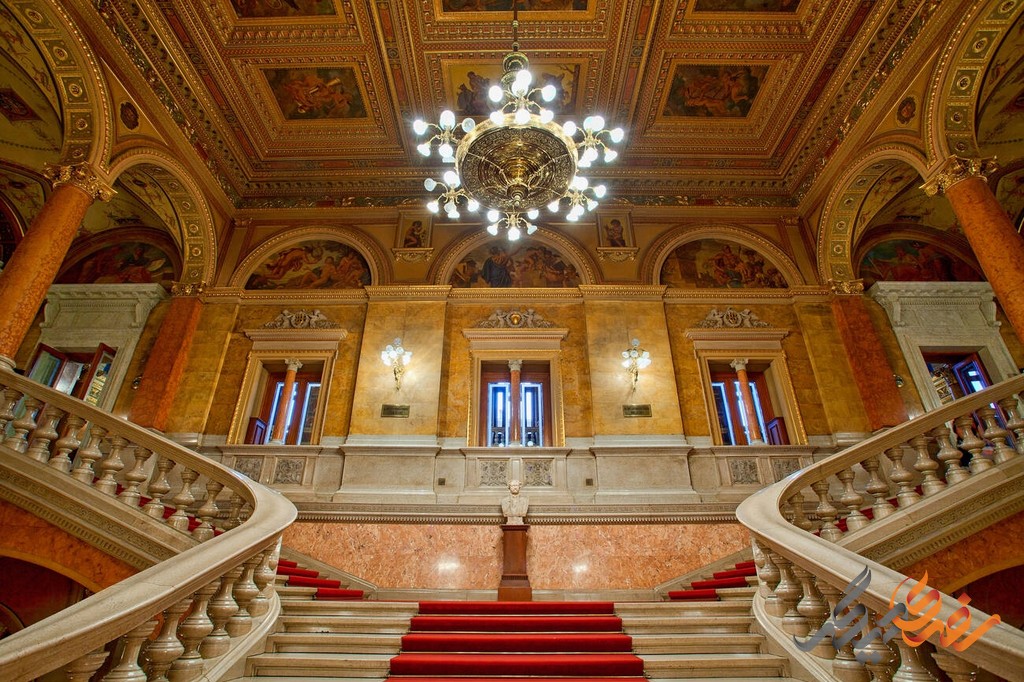 اپرا خانه دولتی در بوداپست یکی از مكان‌های مهم فرهنگی و هنری در کشور مجارستان محسوب می‌شود