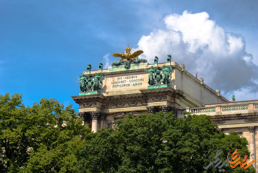 موزه آلبرتینا وین یکی از معروف ترین موزه های هنری اتریش می باشد که در قلب شهر وین قرار دارد. 