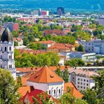 شهر لیوبلیانا اسلوونی یکی از زیباترین و دیدنی‌ترین شهرهای اروپایی است که در قلب اسلوونی قرار دارد.