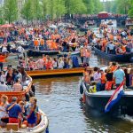 فستیوال ها و رویدادهای هلند نمایانگر فرهنگ غنی و پویایی این کشور است که هر ساله برگزار می‌شود. این فستیوال‌ها با ایجاد فضایی شاد و پر انرژی، گردشگران و مردم محلی را به خود جذب می‌کند.
