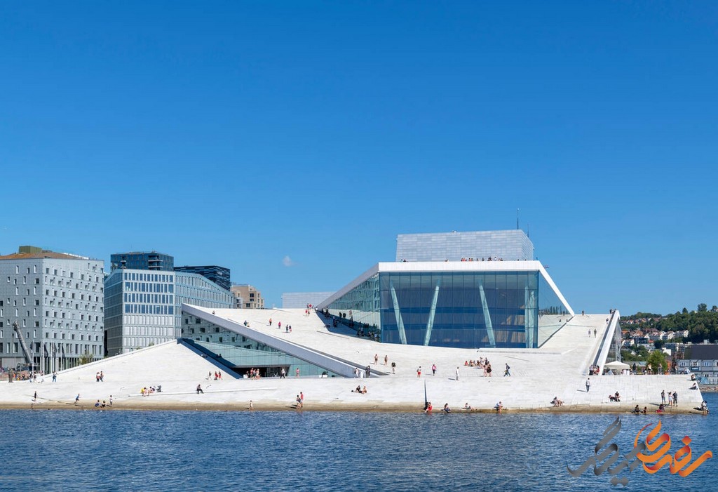 خانه اپرا در شهر اسلو یکی از مهمترین مکان های فرهنگی و هنری است که در قلب پایتخت نروژ واقع شده است