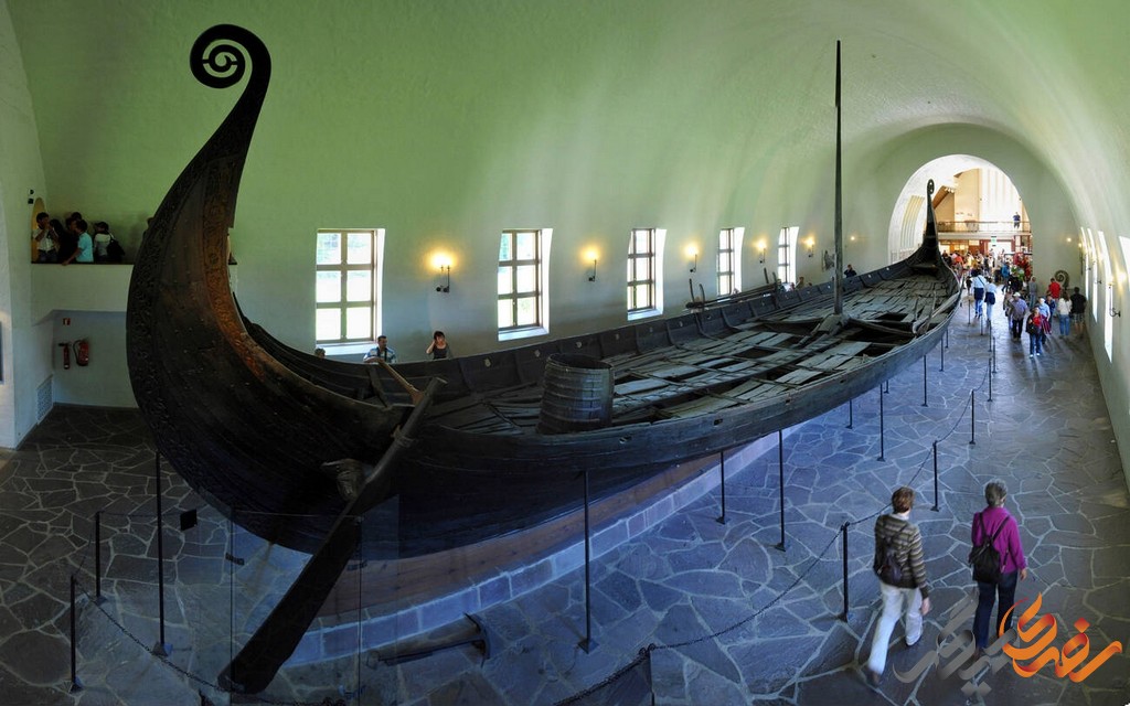 موزه کشتی‌ های وایکینگ در اسلو نه تنها فرصتی برای دیدن این کشتی‌های باستانی است، بلکه فرصتی برای آشنایی با فرهنگ و زندگی روزمره‌ی وایکینگ‌ها نیز محسوب می‌شود